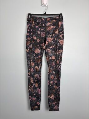 lululemon Speed Up Tight Women’s Size 4 Gray Pink Floral Performance Leggings